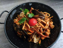 151. Udon ai Frutti di Mare